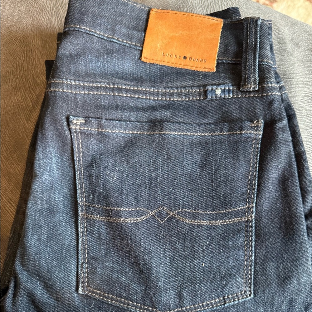 Lucky Brand dark wash Brooke Skinny Jeans 👖